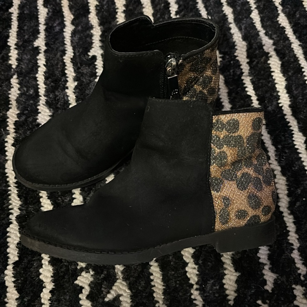 Girls Leopard Booties